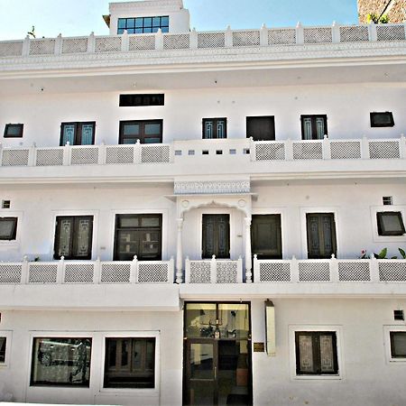 Satkar Hotel Jaipur Exterior photo